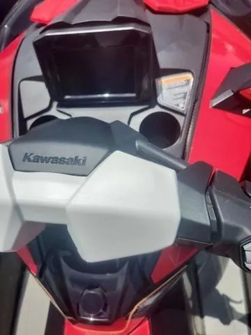 Slide: The Image of Kawasaki Ultra 310 2025 - 4