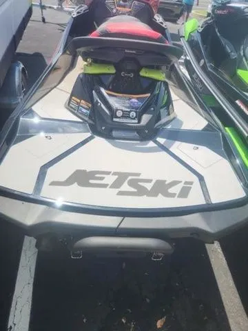 Slide: The Image of Kawasaki Ultra 310 2025 - 7