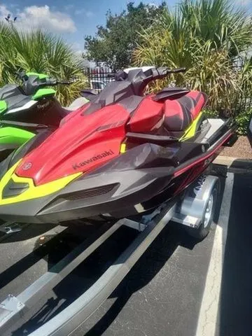 Slide: The Image of Kawasaki Ultra 310 2025 - 9