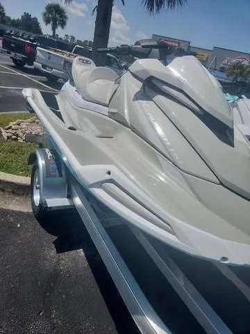 Slide: The Image of 2025 Yamaha WaveRunner VX Cruiser HO on trailer in sunny parking lot. - 10