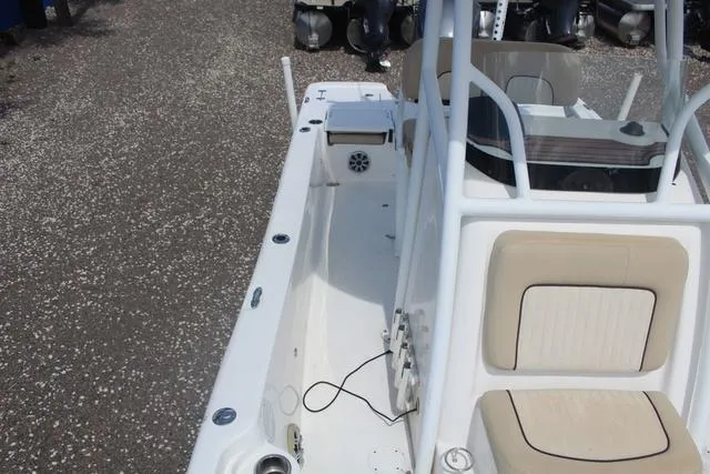 Slide: The Image of Sea Fox 240 Viper 2017 - 16