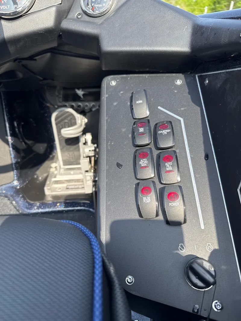 Slide: The Image of Skeeter ZXR21 2025 - 14