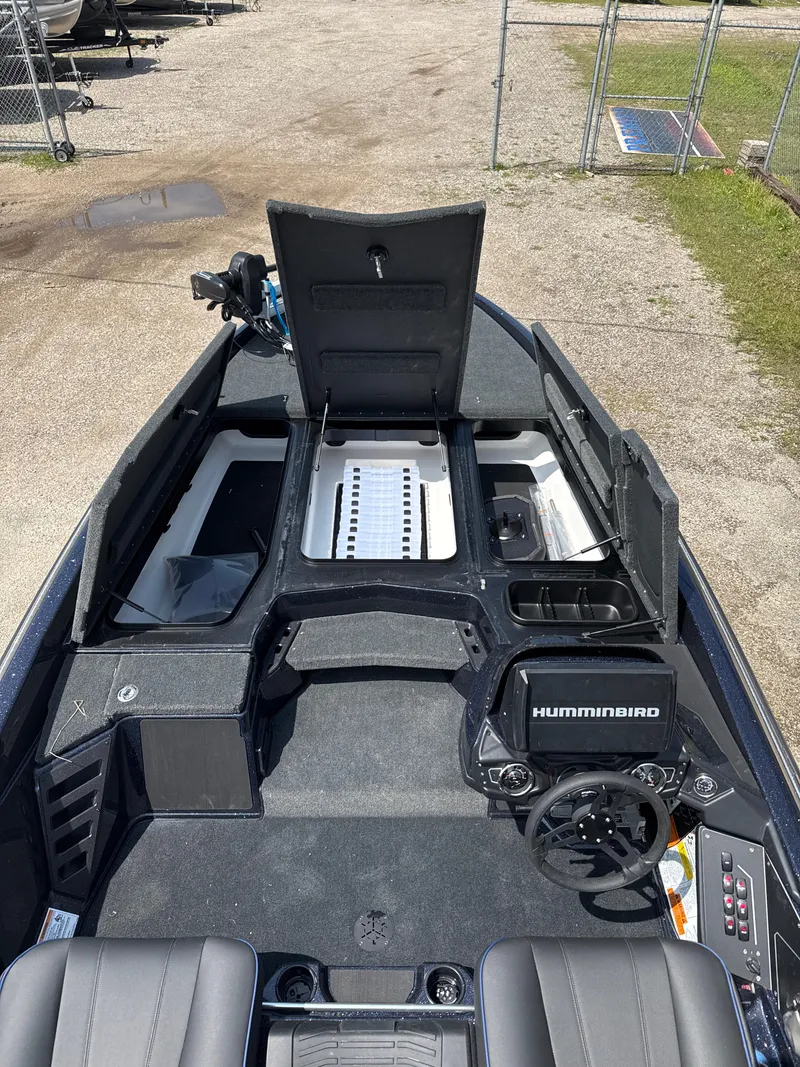 Slide: The Image of Skeeter ZXR21 2025 - 19