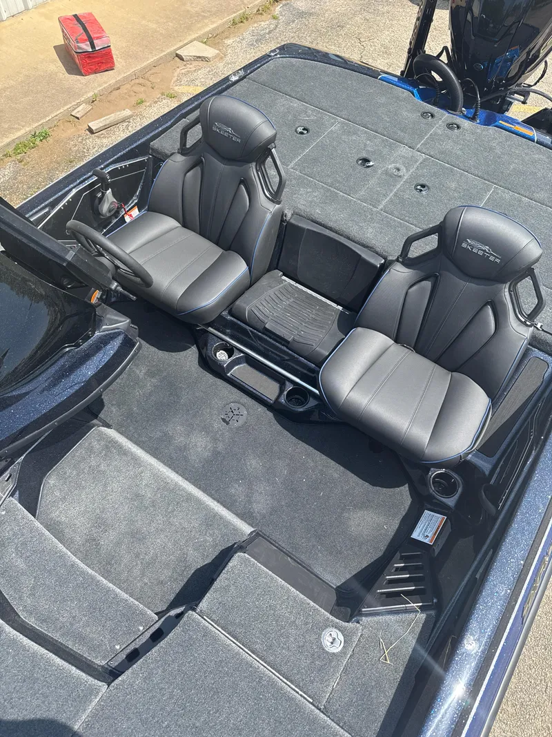 Slide: The Image of Skeeter ZXR21 2025 - 22