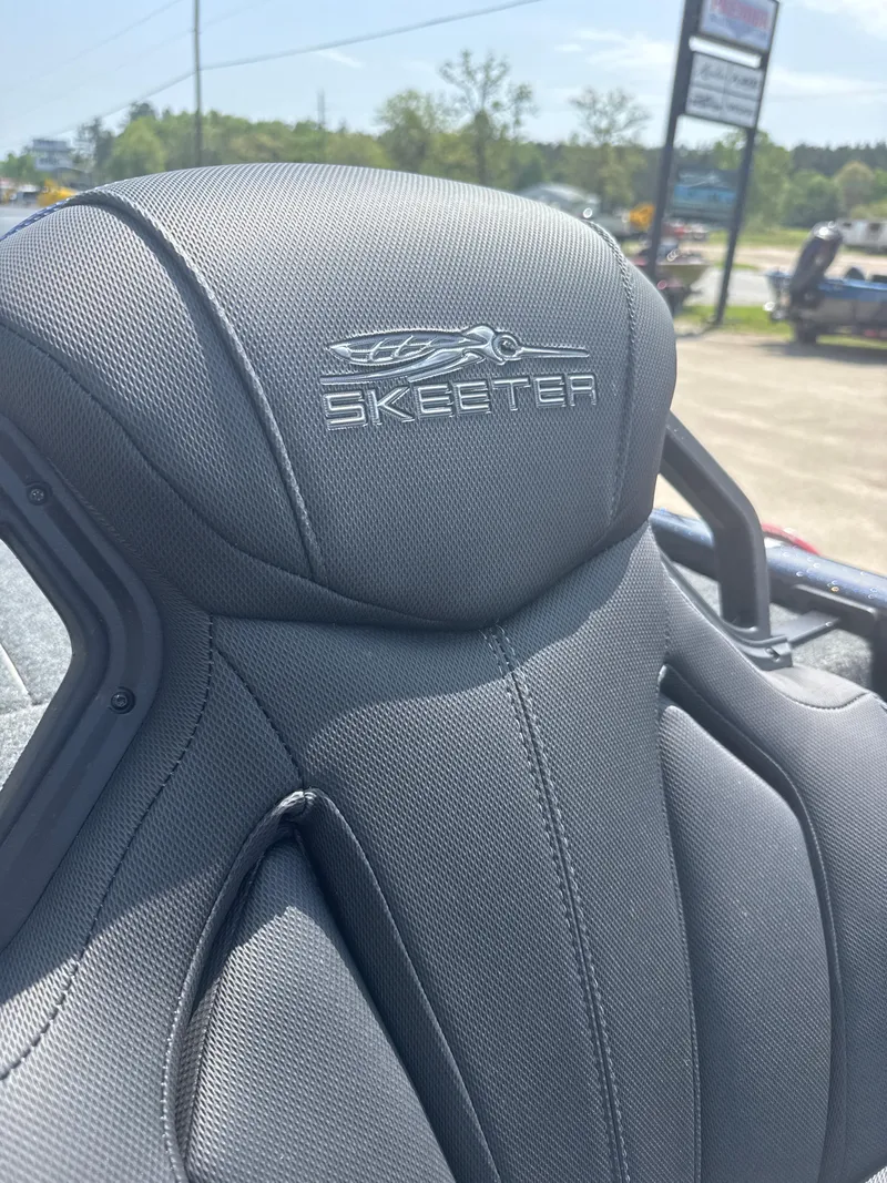 Slide: The Image of Skeeter ZXR21 2025 - 27