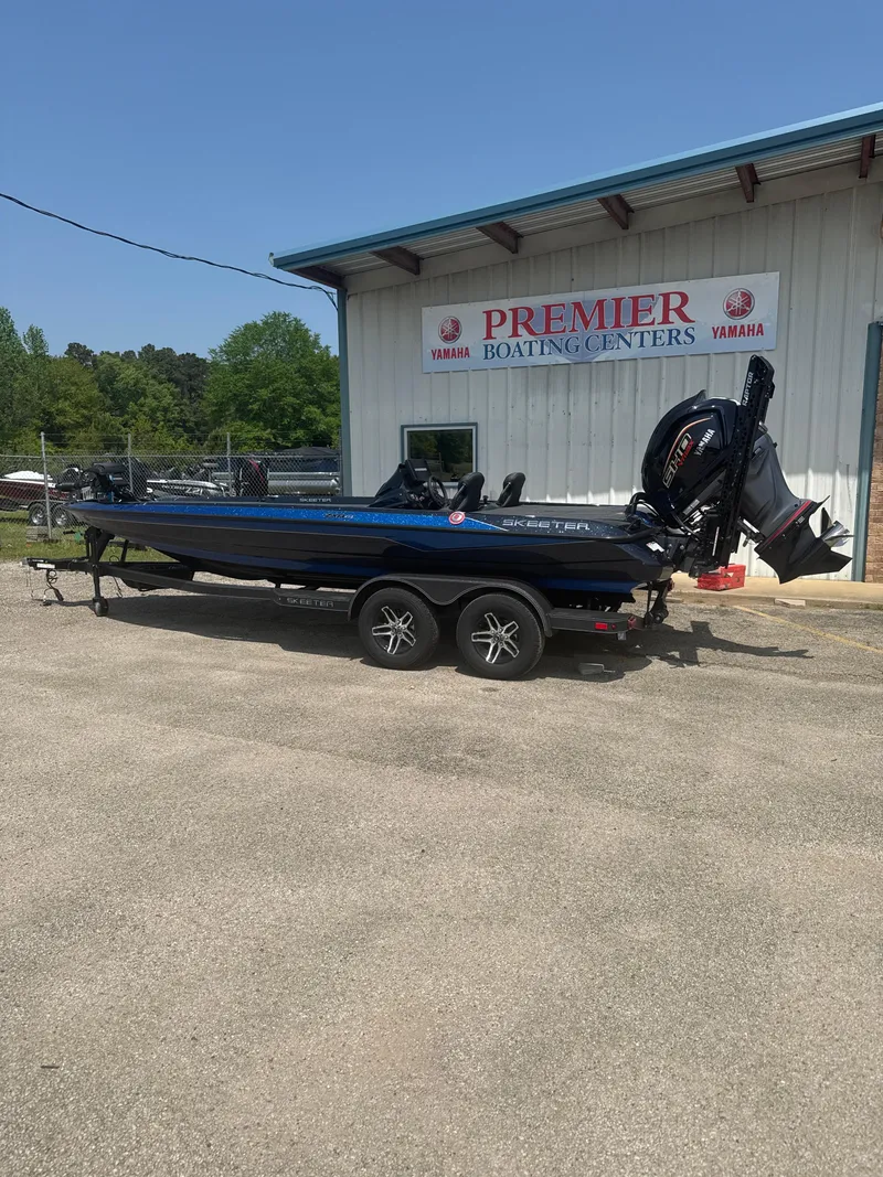 Slide: The Image of Skeeter ZXR21 2025 - 28