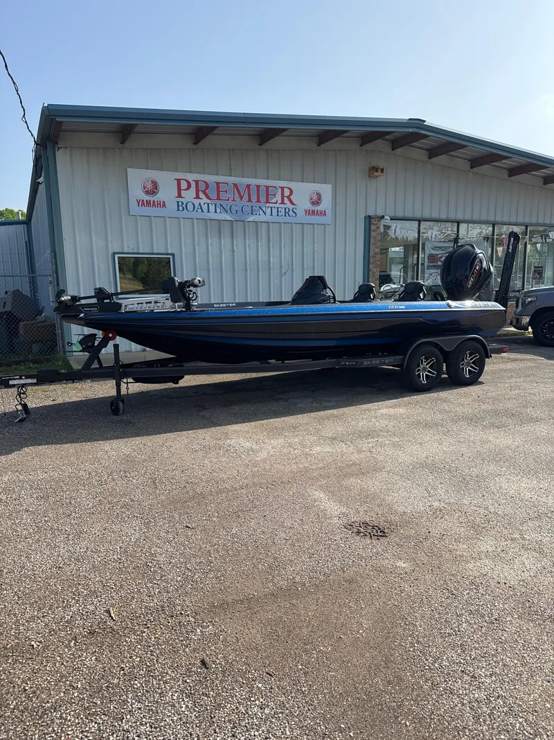 Slide: The Image of Skeeter ZXR21 2025 - 3