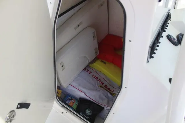 Slide: The Image of Sea Born LX22-CC 2019 - 18