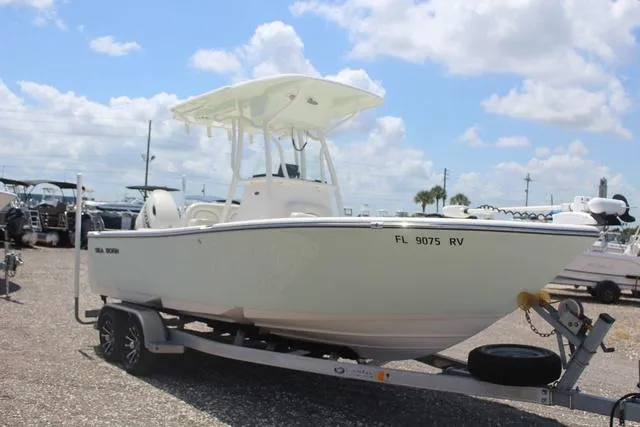 Slide: The Image of Sea Born LX22-CC 2019 - 3