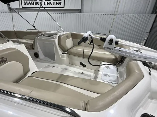 Slide: The Image of NauticStar 203 DC 2018 - 9