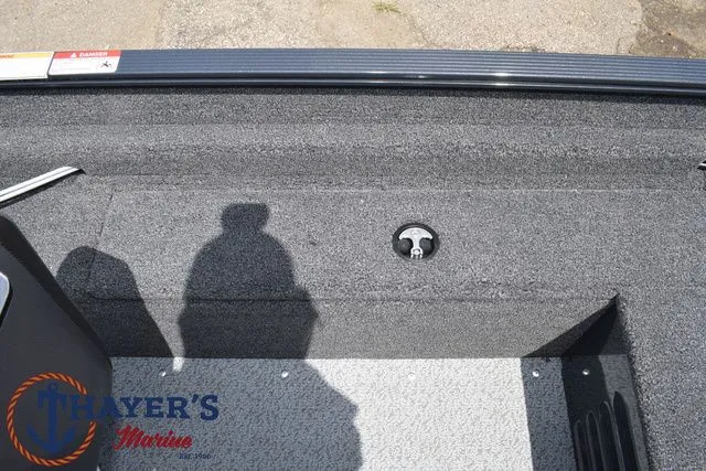 Slide: The Image of Lund 1650 Angler Sport 2025 - 33