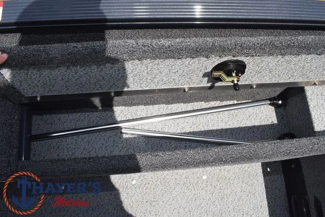 Slide: The Image of Lund 1650 Angler Sport 2025 - 34