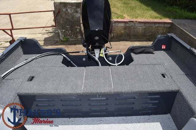 Slide: The Image of Lund 1650 Angler Sport 2025 - 36