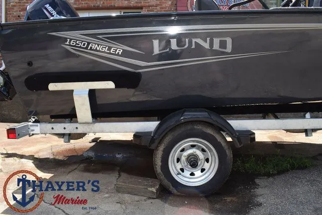 Slide: The Image of Lund 1650 Angler Sport 2025 - 5