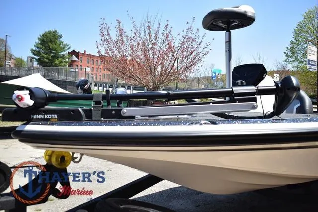 Slide: The Image of Nitro Z17 2025 - 10