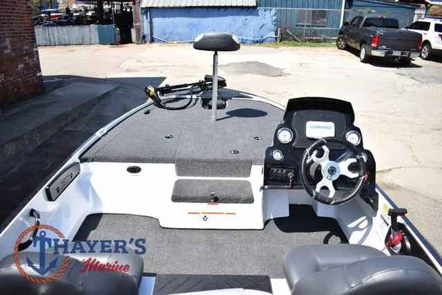 Slide: The Image of Nitro Z17 2025 - 14