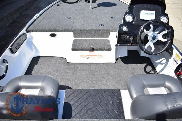 Slide: The Image of Nitro Z17 2025 - 15