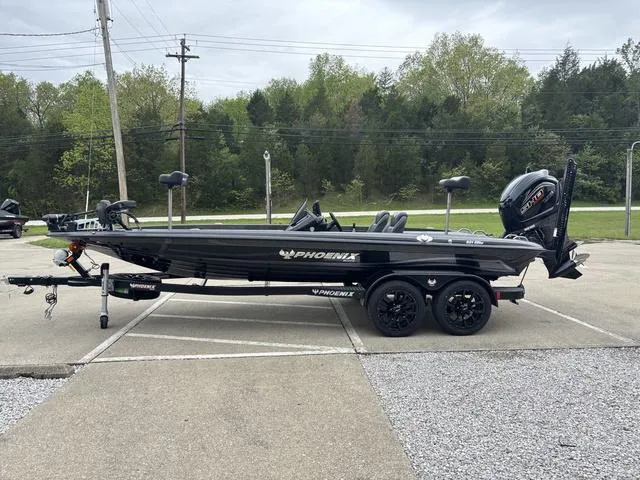 Slide: The Image of Phoenix Bass Boat 921 ELITE 2025 - 15