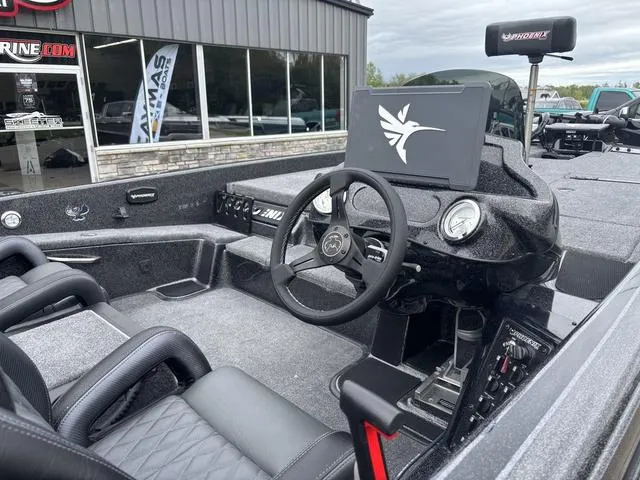 Slide: The Image of Phoenix Bass Boat 921 ELITE 2025 - 5