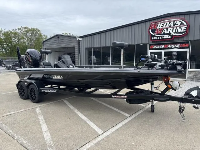 Slide: The Image of Phoenix Bass Boat 921 ELITE 2025 - 8