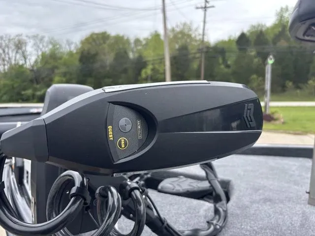 Slide: The Image of Phoenix Bass Boat 921 ELITE 2025 - 9