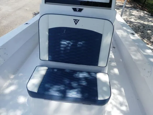 Slide: The Image of Twin Vee 22 Bay Cat 2026 - 12