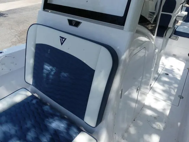 Slide: The Image of Twin Vee 22 Bay Cat 2026 - 13