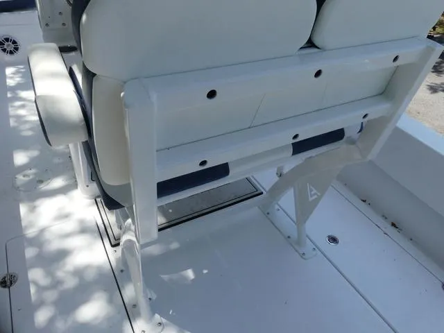 Slide: The Image of Twin Vee 22 Bay Cat 2026 - 14