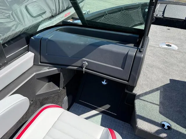 Slide: The Image of Alumacraft Trophy 205X Sport 2025 - 17