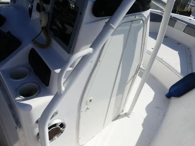 Slide: The Image of Key Largo 210 LX WI 2017 - 13