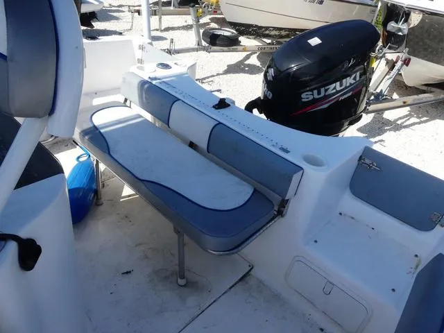 Slide: The Image of Key Largo 210 LX WI 2017 - 9