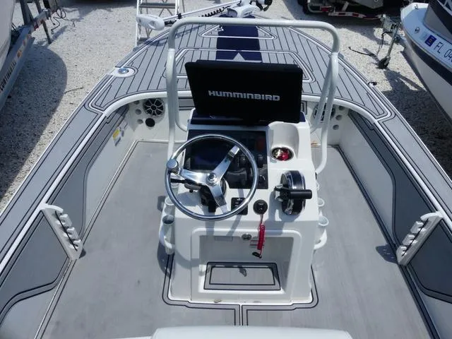 Slide: The Image of Mako 18 Pro Skiff Patriot Edition 2025 - 9