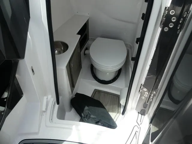 Slide: The Image of Monterey 255SS 2025 - 26