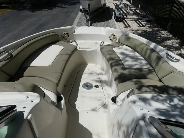 Slide: The Image of Sea Ray 240 Sundancer 2007 - 7