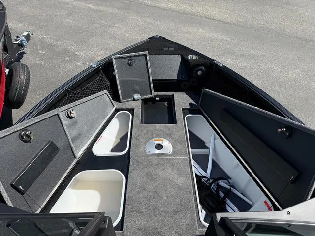 Slide: The Image of Alumacraft Competitor 205X Sport 2025 - 25