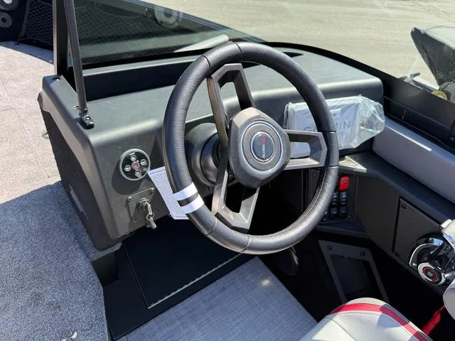 Slide: The Image of Alumacraft Trophy 205X Sport 2025 - 21