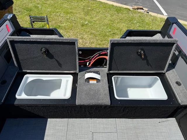 Slide: The Image of Alumacraft Trophy 205X Sport 2025 - 5