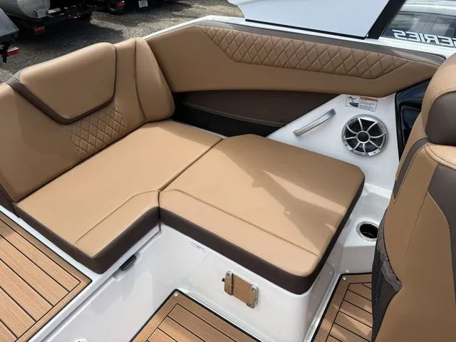 Slide: The Image of Yamaha 222SE 2025 - 13