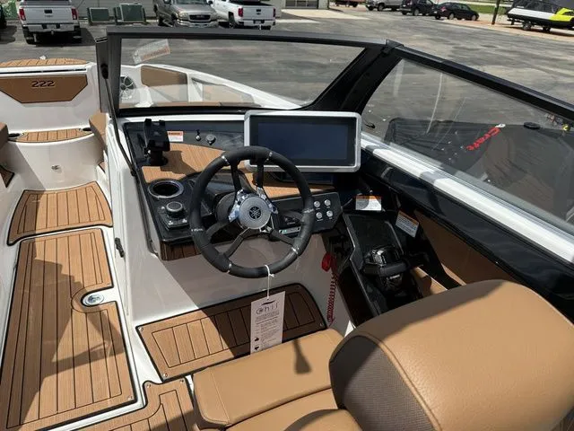 Slide: The Image of Yamaha 222SE 2025 - 24