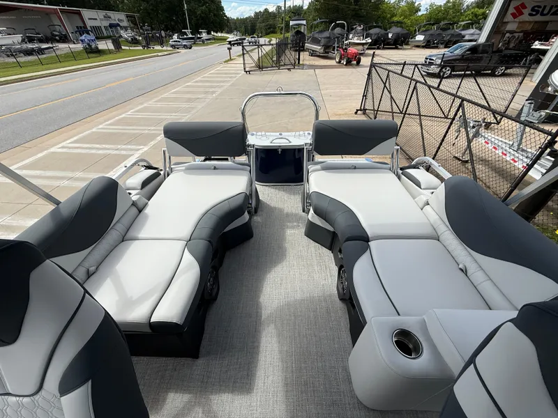 Slide: The Image of 2025 Avalon LSZ Quad Lounger Shift pontoon boat with spacious seating and modern design. - 31
