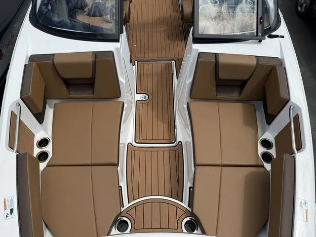 Slide: The Image of Yamaha 222SE 2025 - 41