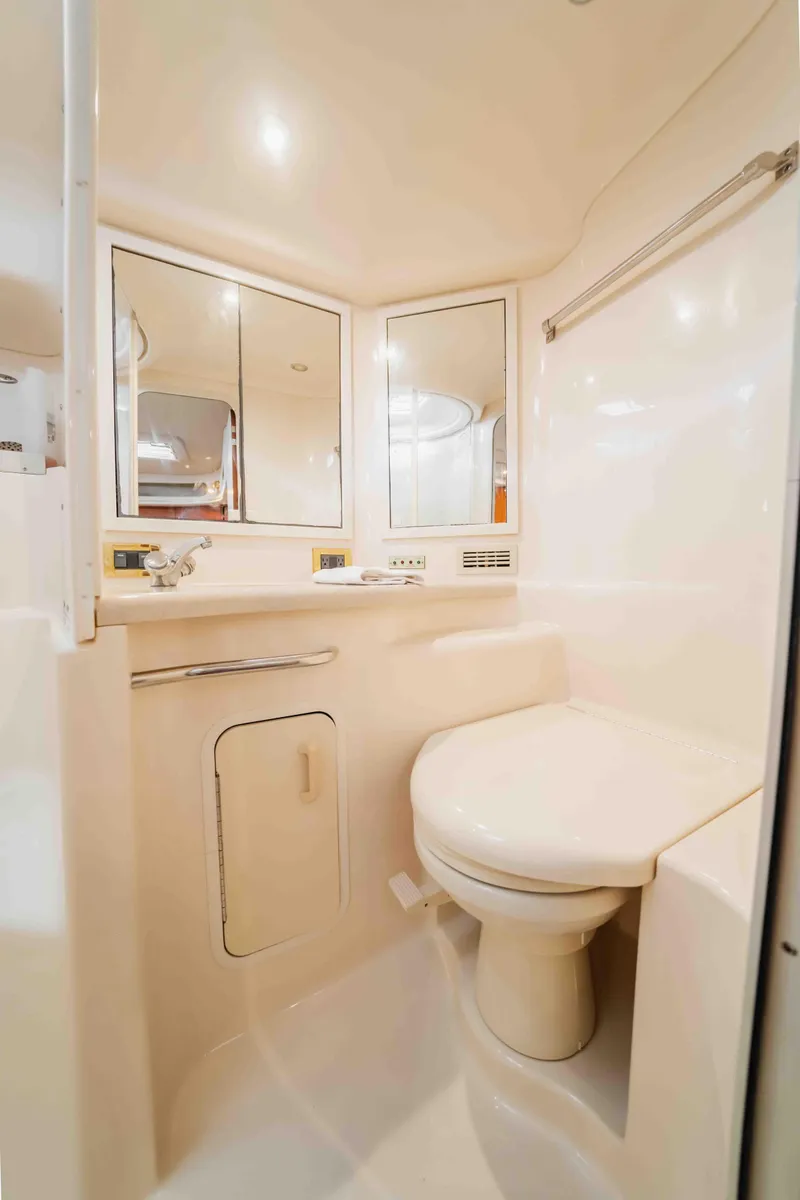 Slide: The Image of Sea Ray Sundancer 400 1998 - 50