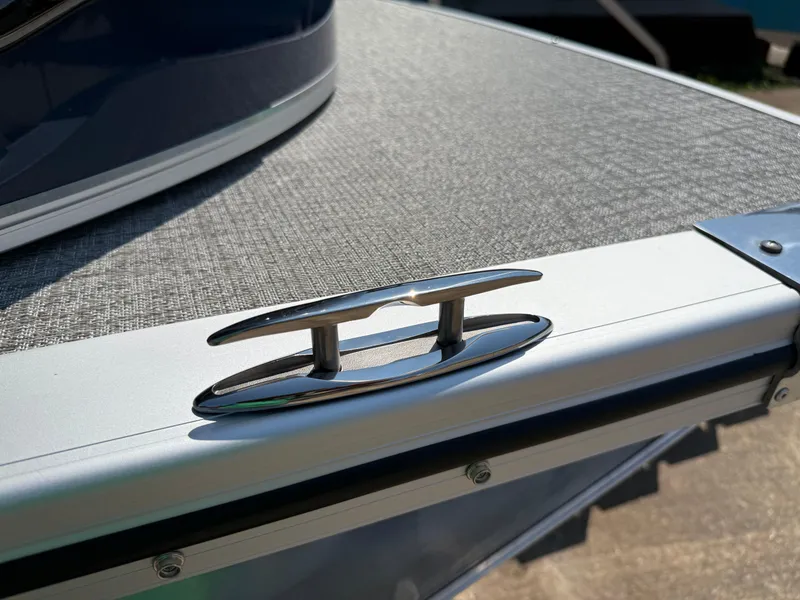 Slide: The Image of Avalon LSZ Cruise Bench 2025 - 50