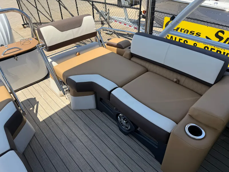 Slide: The Image of 2025 Avalon Catalina Quad Lounger Windshield with luxurious seating and modern design. - 31