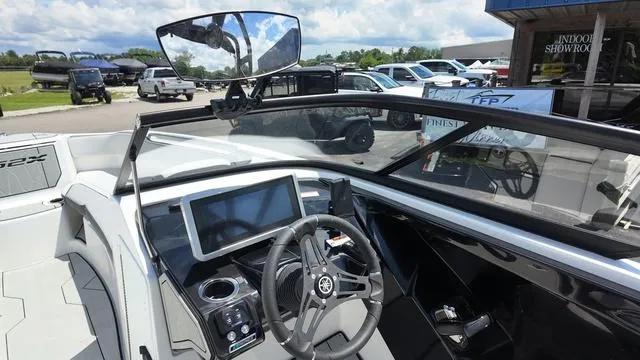 Slide: The Image of Yamaha 252XE 2024 - 20