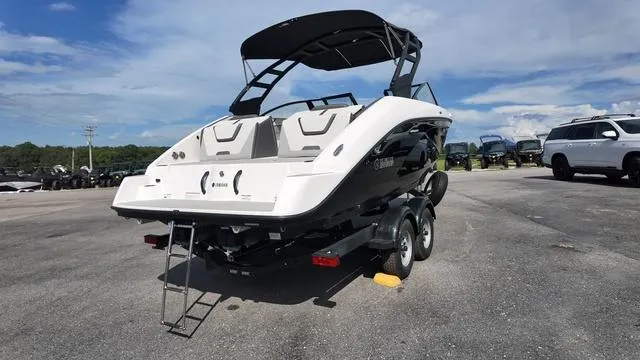 Slide: The Image of Yamaha AR220 2025 - 12