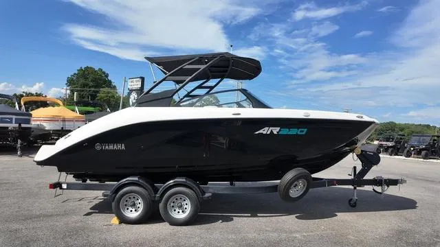 Slide: The Image of Yamaha AR220 2025 - 14