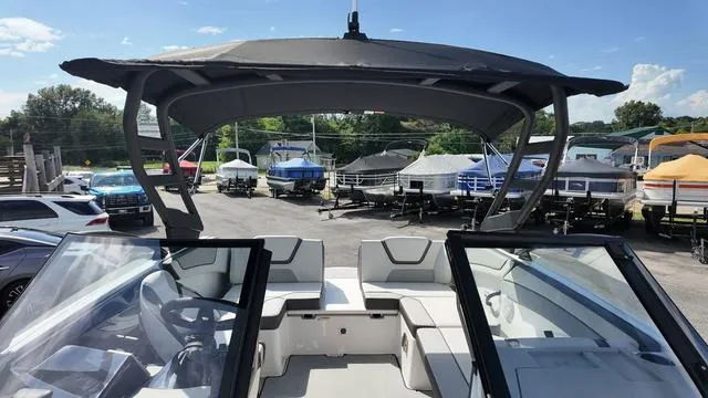 Slide: The Image of Yamaha AR220 2025 - 21