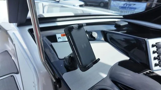 Slide: The Image of Yamaha AR220 2025 - 31