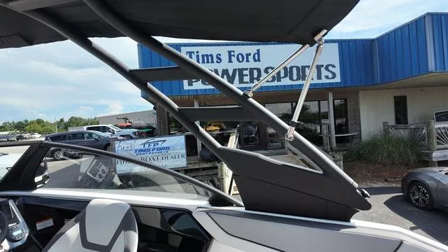 Slide: The Image of Yamaha AR220 2025 - 35